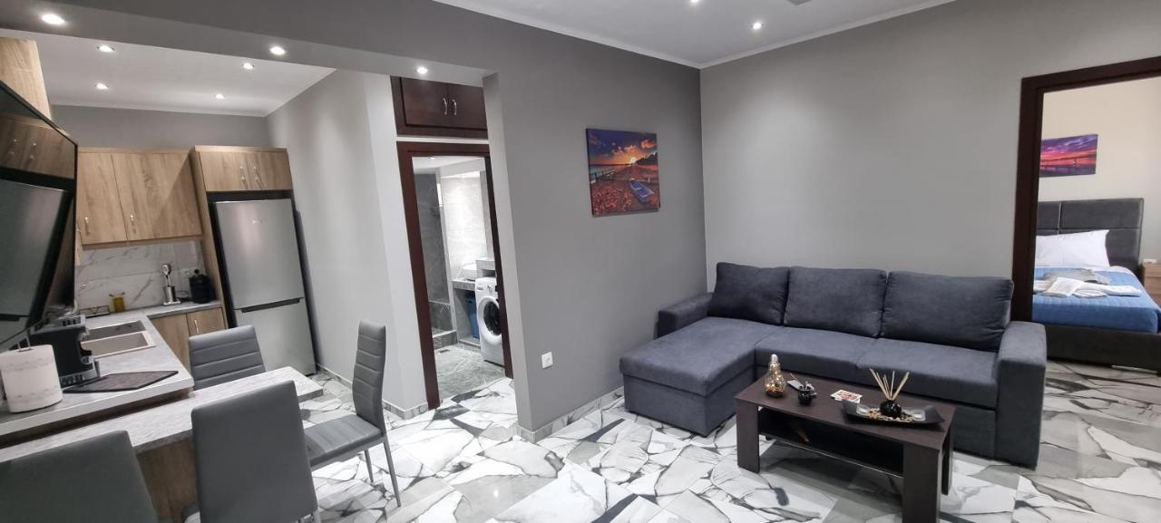 Mimarxos Luxury Apartments Chalkida Exterior photo